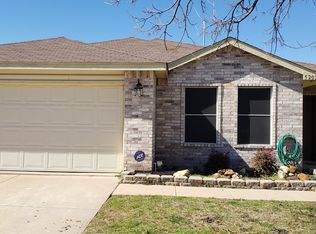 5205 Prestwick Dr, Fort Worth, TX 76135