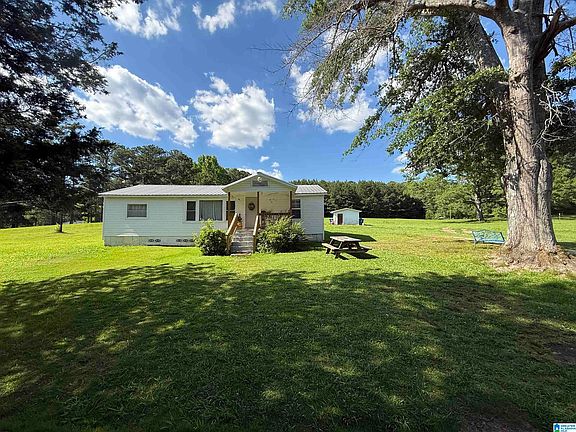 2nd image of 686 Tanyard Hill Rd