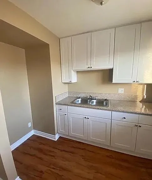 1127 W 252nd St #9 — Photo 9