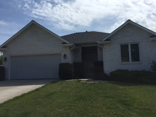 2422 Drake Dr, Quincy, IL 62305