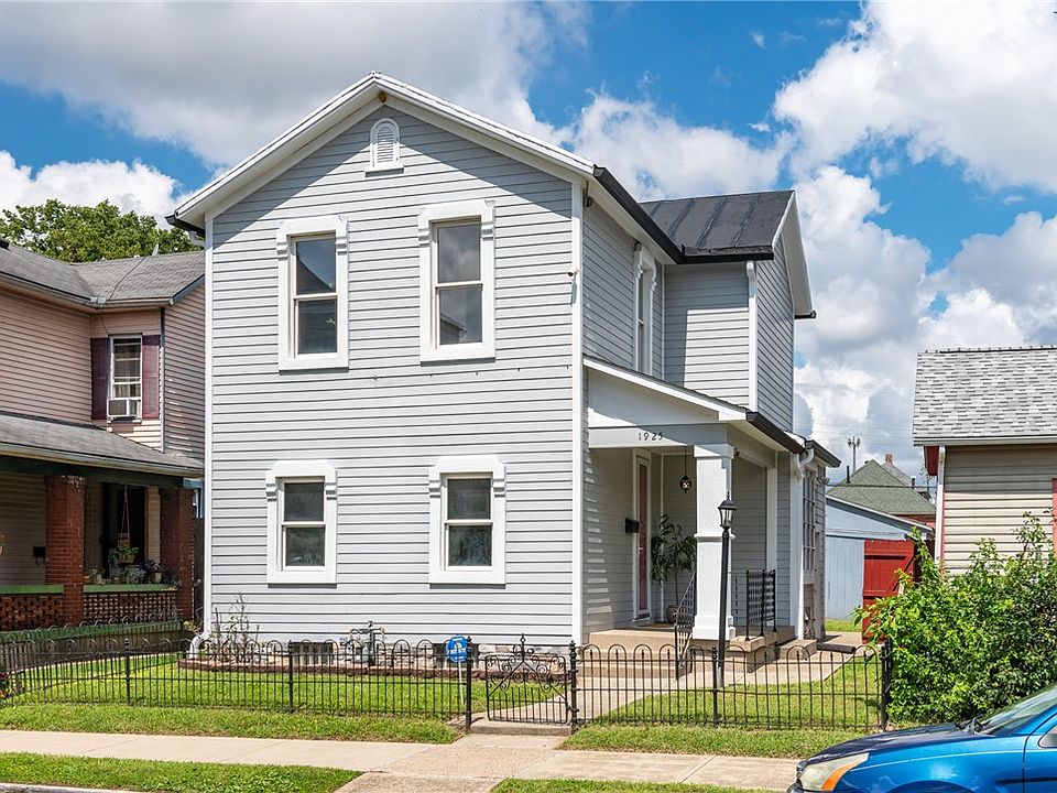 1st image of 1925 E 4th St