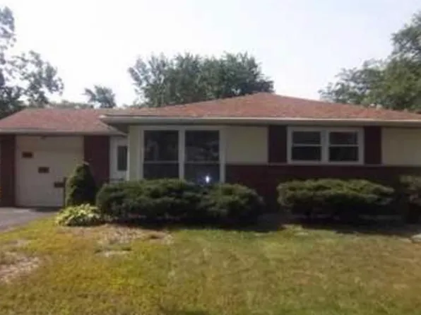 3315 Maple Ln, Hazel Crest, IL 60429