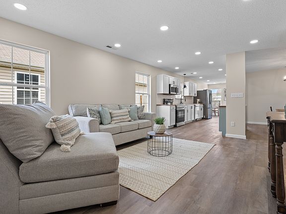 5th image of 5701 Sweet River Dr