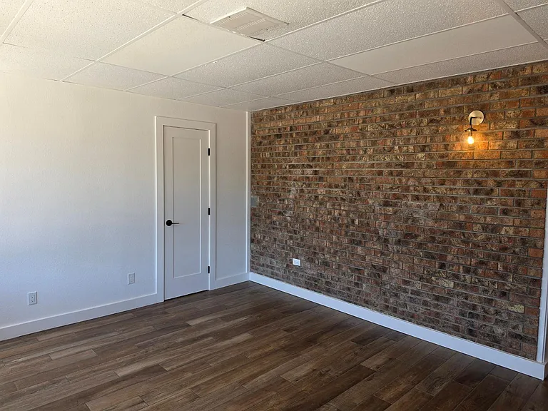 1731 E Redfield Rd — Photo 39