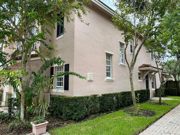 287 Las Brisas Cir, Fort Lauderdale, FL 33326