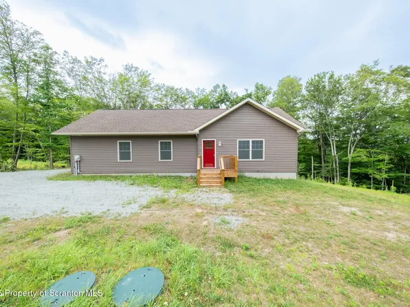 209 Victory Ln, Dalton, PA 18414