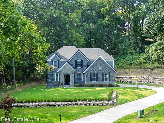 4th image of 201 Beechview Dr S