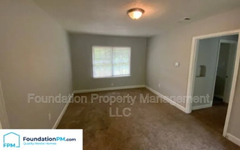 2 bed, 1.0 bath, 893 sqft, $895 — Photo 4