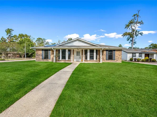 3803 Black Crickett Ct, Humble, TX 77396