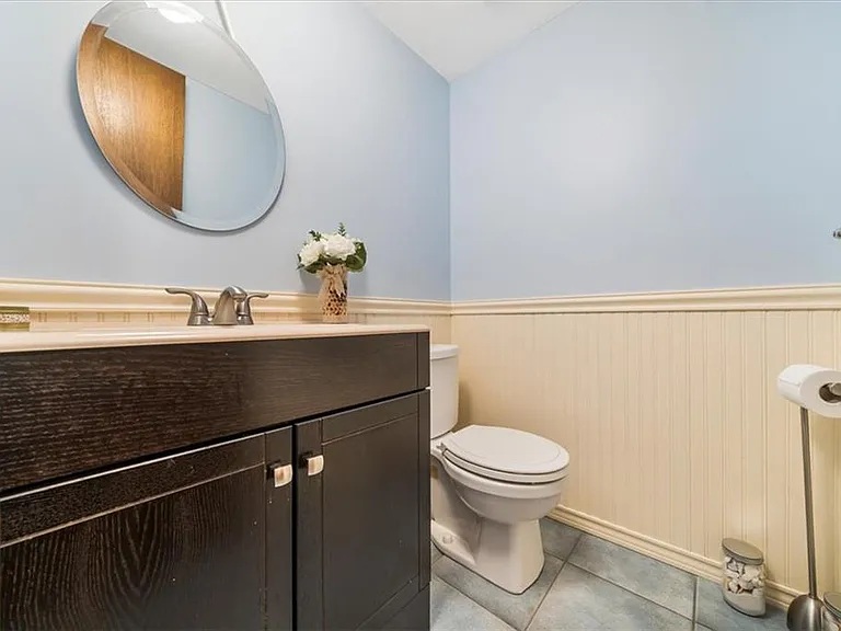 1808 Route 208 — Photo 7