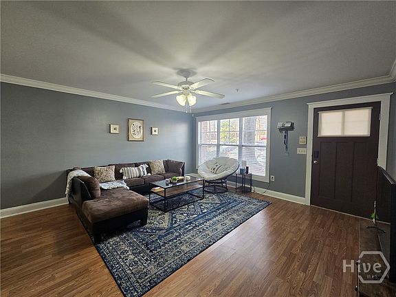 5th image of 490 Barnett Shoals #205