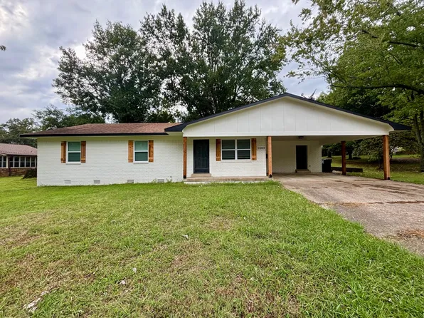 1803 N Park St, Pocahontas, AR 72455