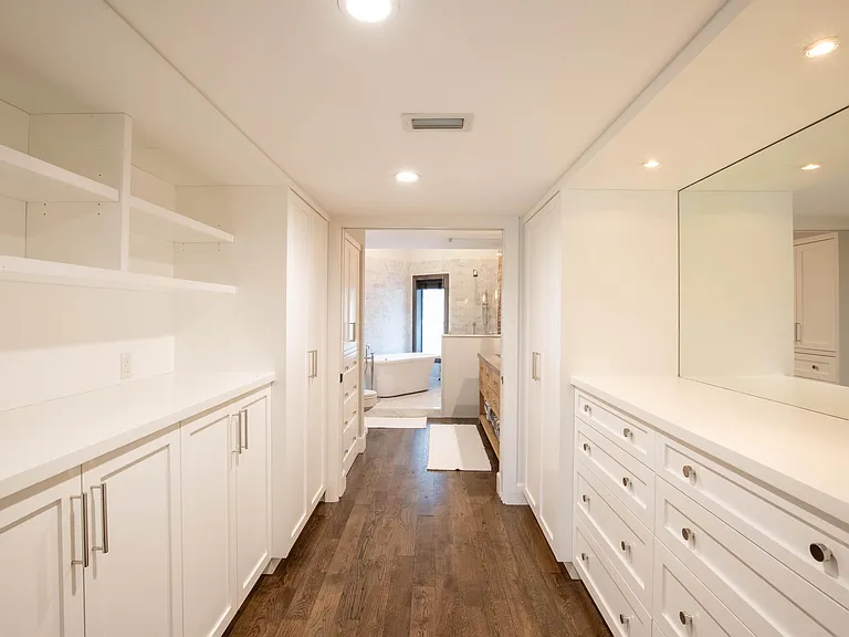 2371 Windsor Way Ct — Photo 12