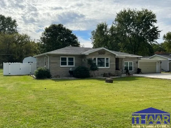 3827 Linden St, Terre Haute, IN 47804