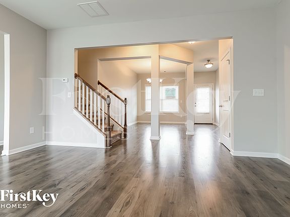 4th image of 2142 Massey Ln