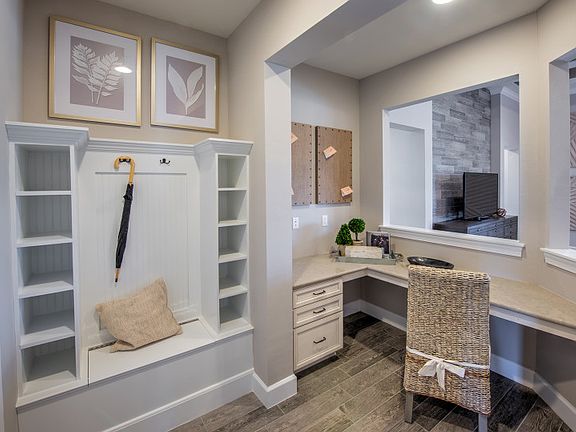 Model Representation Planning Center for homework or office work