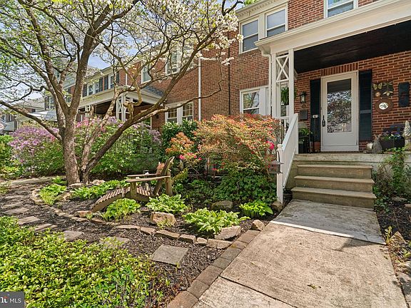 3rd image of 79 Murdock Rd
