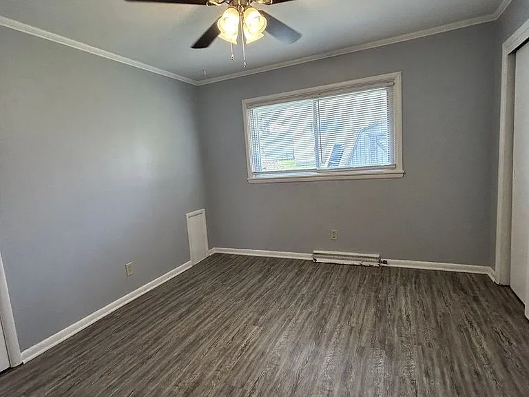 3605 E Azalea Ln - 2301 S Primrose Ln — Photo 6