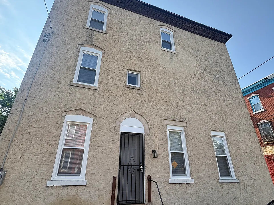 2455 Harlan St