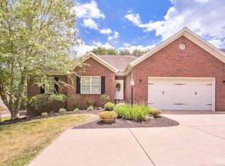 5716 Hogue Rd, Evansville, IN 47712