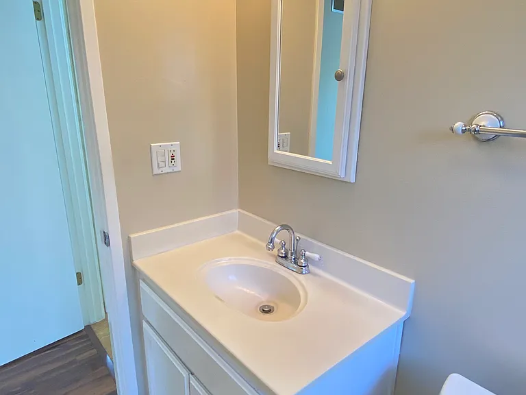 662 Catalina Dr — Photo 50