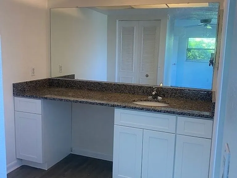 2114 Winnebago Trl — Photo 19