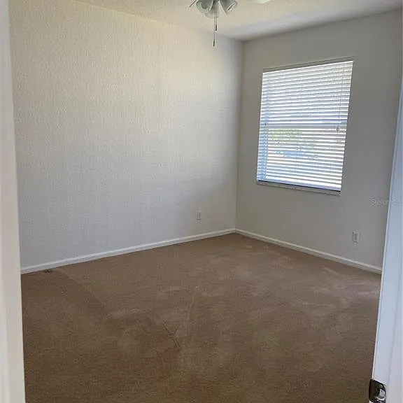 3576 Maple Ridge Loop — Photo 3
