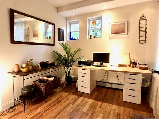 Rented by Avenue Sotheby's International Realty | media 27