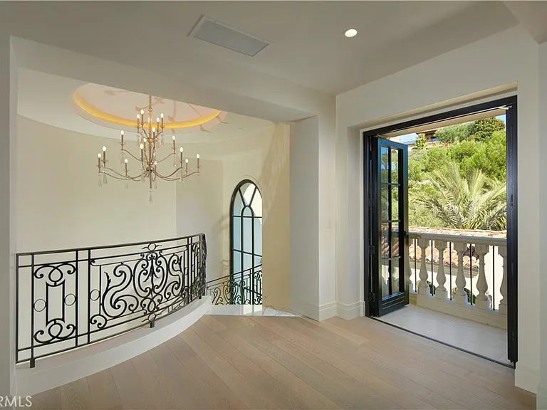 3 Del Mar — Photo 26