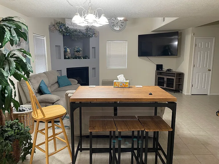 6231 Meteor Ct NW — Photo 5