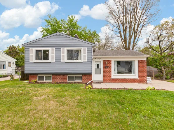 15415 Harriet St, Romulus, MI 48174