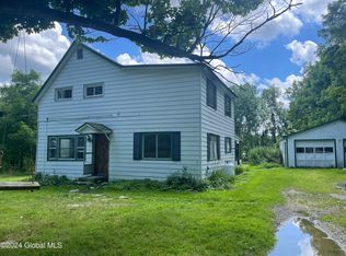 117 Dolan Ave, Hoosick Falls, NY 12090