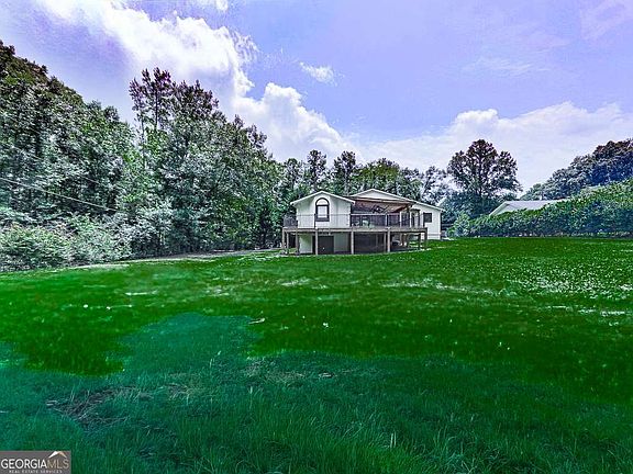 3rd image of 1310 Dillon Rd