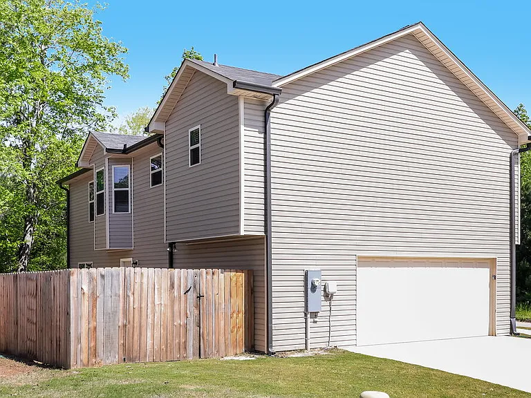 100 Comet Ct — Photo 15