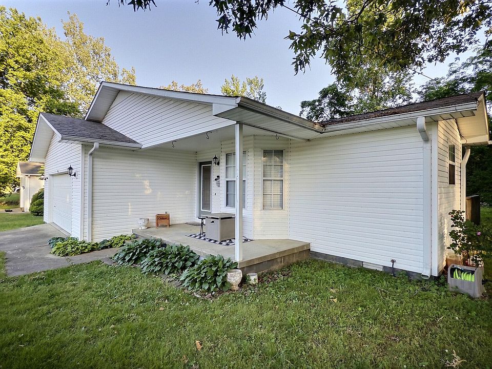 1st image of 918 Montclair Drive