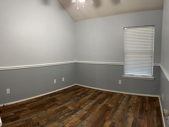 5th image of 4216 Cave Cove Ct