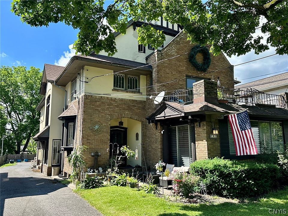 1st image of 707 Danforth St