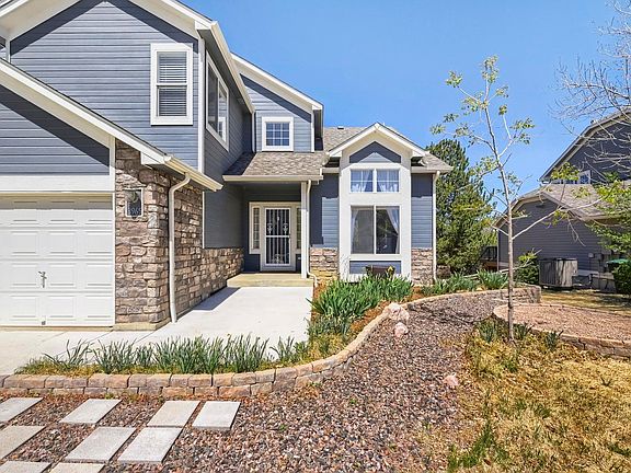 2nd image of 3965 Hawthorne Cir
