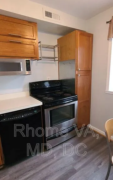 1745 N Troy St #437 — Photo 8