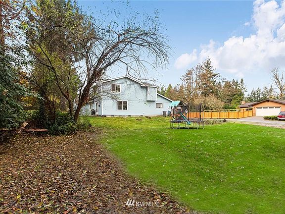 4th image of 1235 NW Erickson Cove Way