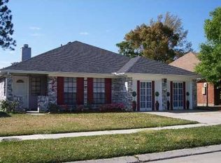 2566 Foliage Dr, Marrero, LA 70072