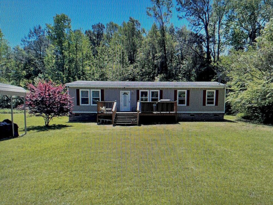1st image of 70 Tracys Trl