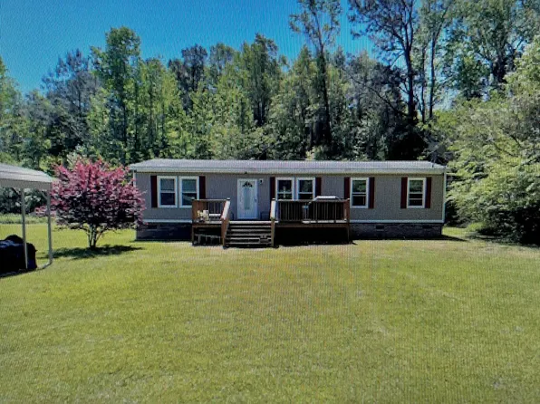 70 Tracys Trl, Whiteville, NC 28472