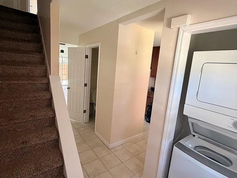 2200 S Palmetto Ave #D3 — Photo 9