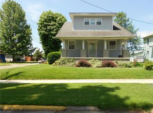 414 Park Ave, Williamstown, WV