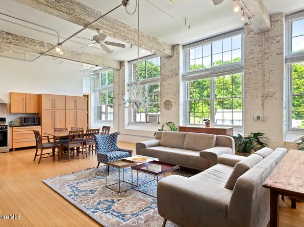 243 Union St APT 306, North Adams, MA 01247