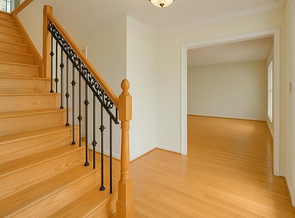 3rd image of 864 Hickory Ridge Rd SW