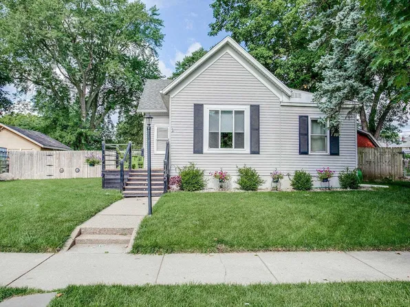 125 Kenwood Ave, Elkhart, IN 46516