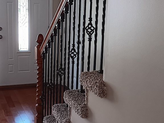 3rd image of 101 Clover Ct #101