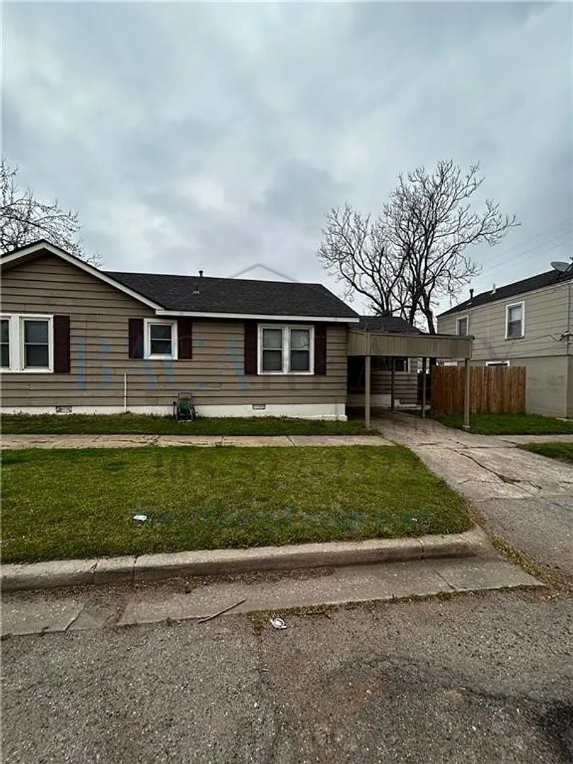 Adorable and spacious 2br 1ba house!! — Photo 2